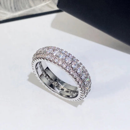 Bague en Or 18K avec Diamants Simulés - Élégance Brillante